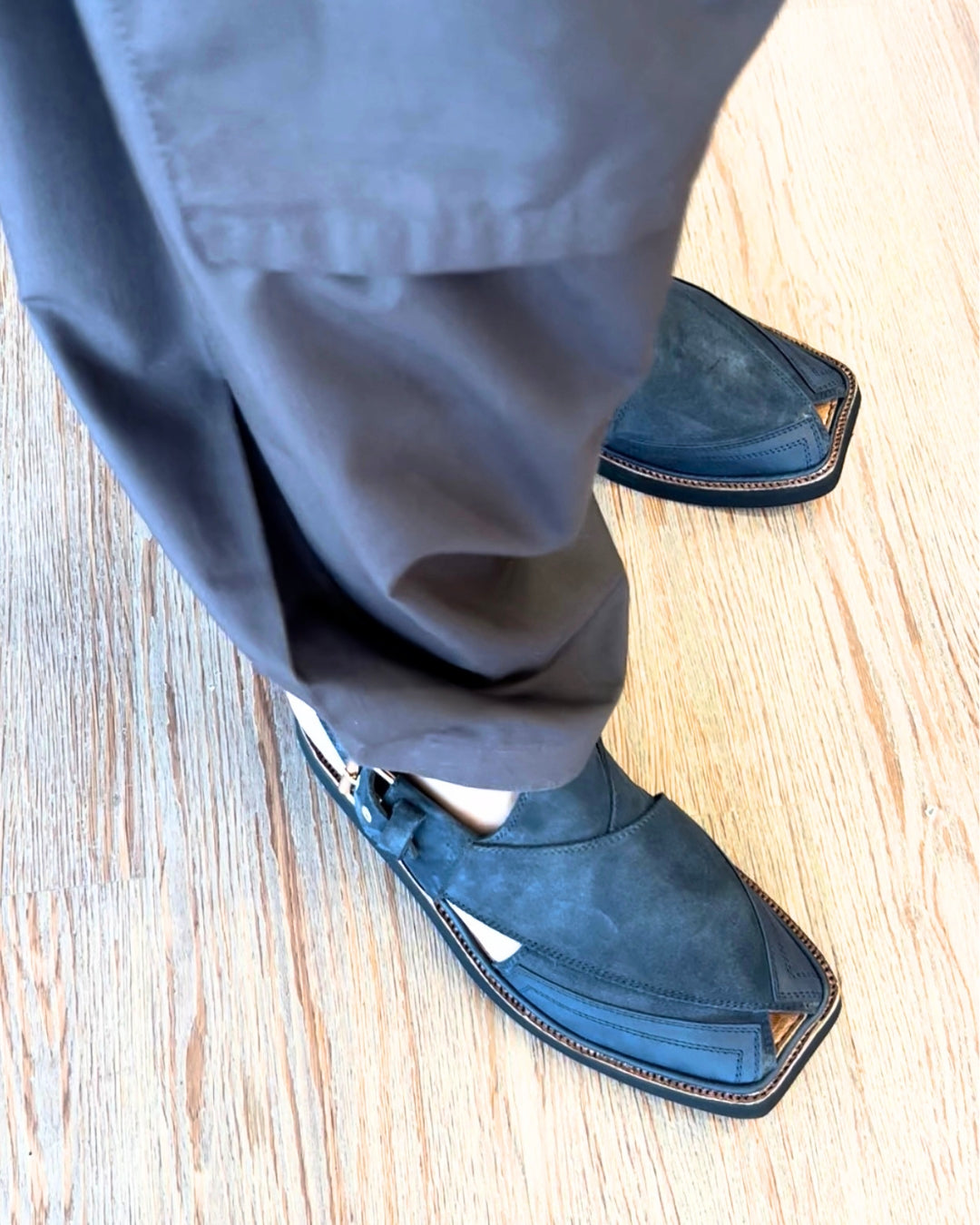 Classic Suede Peshawari (Midnight Navy)